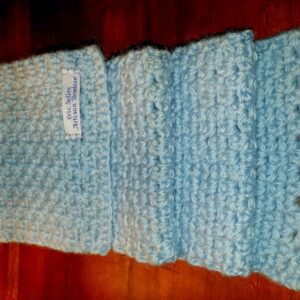 Echarpe laine au crochet bleu ciel